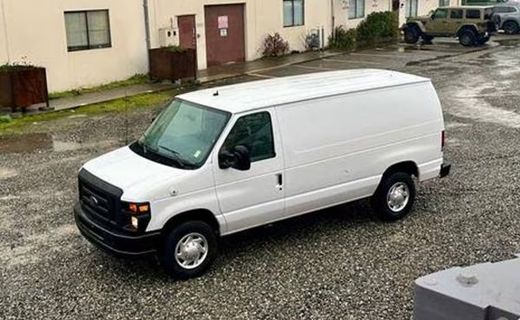 2010 Ford E-250
