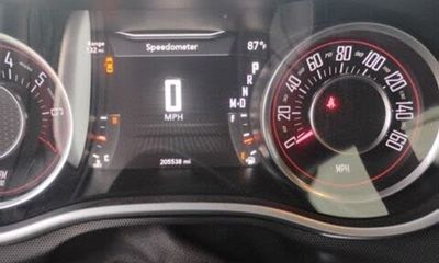 2015 Dodge Challenger SXT Plus