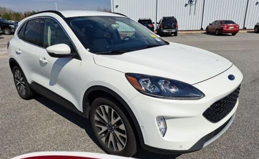 2020 Ford Escape Titanium