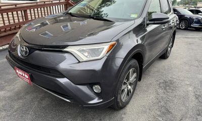 2016 Toyota RAV4 XLE