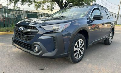 2024 Subaru Outback Premium