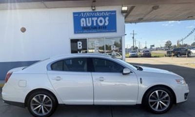 2011 Lincoln MKS Base