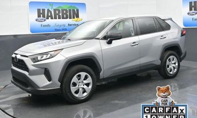 2022 Toyota RAV4 LE