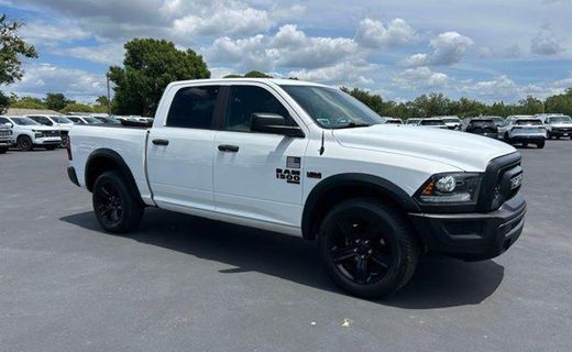 2021 Ram 1500 SLT