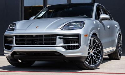 2026 Porsche Cayenne E Hybrid Coupe