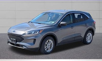 2022 Ford Escape SE