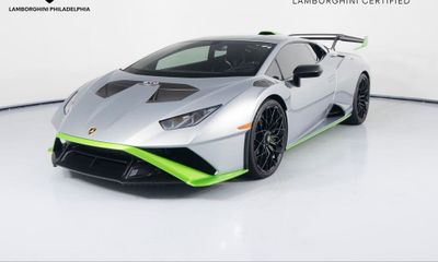 2023 Lamborghini Huracan STO