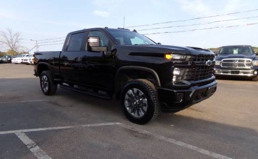 2024 Chevrolet Silverado HD Custom