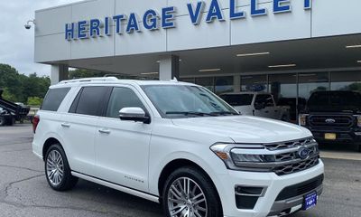 2022 Ford Expedition Platinum