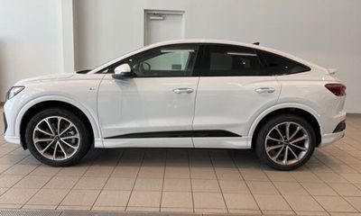 2022 Audi Q4 S Line Quattro
