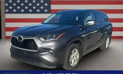2021 Toyota Highlander LE