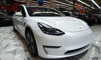 2022 Tesla Model 3 Long Range