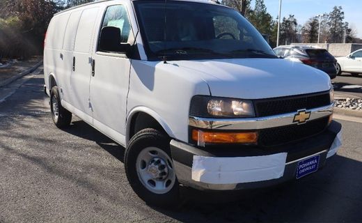2025 Chevrolet Express 2500