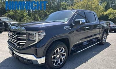 2022 GMC Sierra SLT