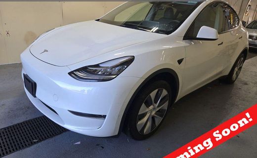 2023 Tesla Model Y Long Range
