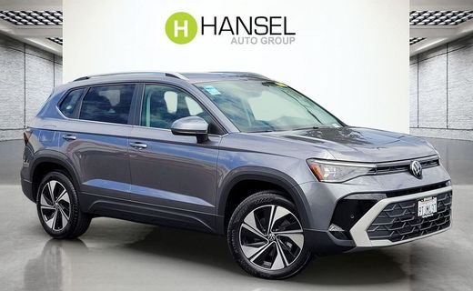 2025 Volkswagen Taos 4MOTION SE