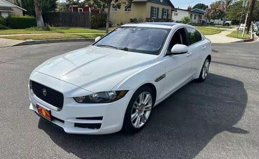 2019 Jaguar XE Premium