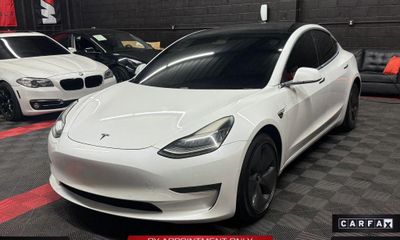 2020 Tesla Model 3 Standard Range Plus