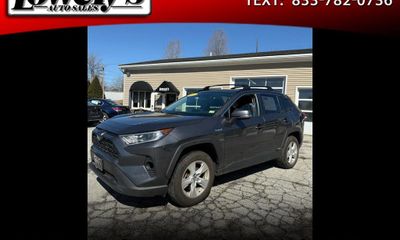 2019 Toyota RAV4 XLE HV XSE