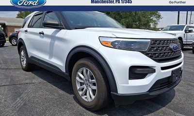 2021 Ford Explorer Base