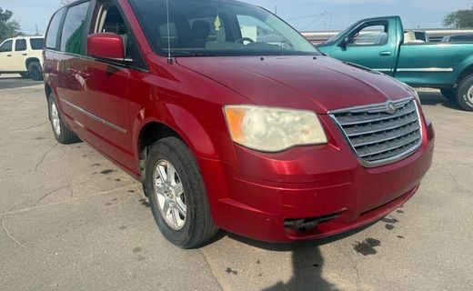 2009 Chrysler Town AND Country