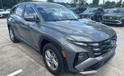 2025 Hyundai Tucson SE