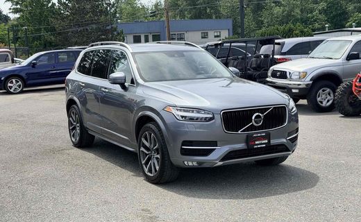2019 Volvo XC90 Momentum