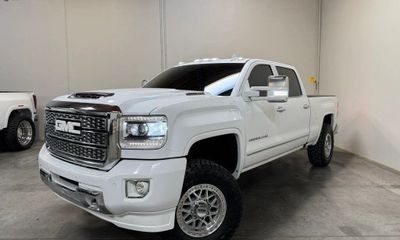 2017 GMC Sierra Denali