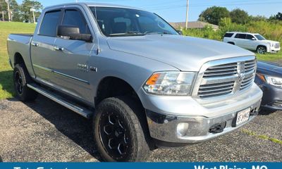 2016 Ram 1500 SLT