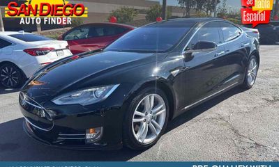 2015 Tesla Model S 85D