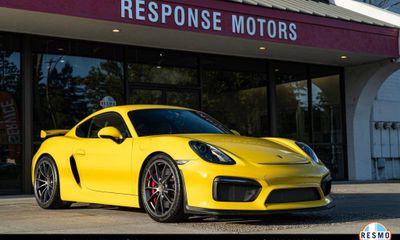2016 Porsche Cayman GT4