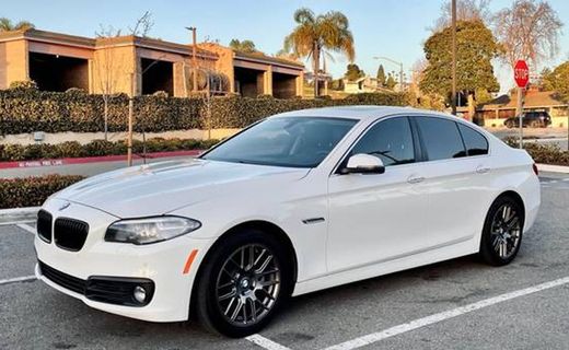 2016 BMW 528i Sedan