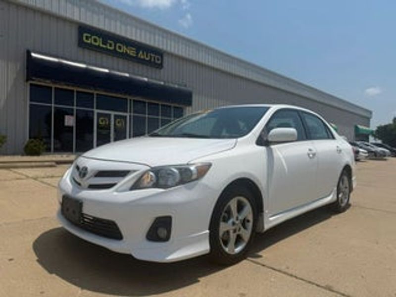 2012 Toyota Corolla — a typically priced live listing