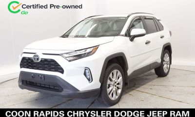 2025 Toyota RAV4 XLE Premium