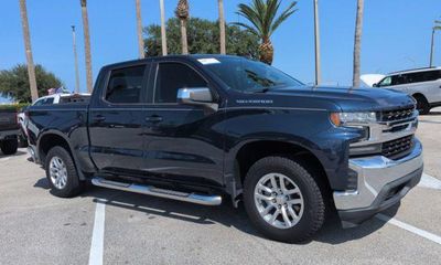 2021 Chevrolet Silverado LT