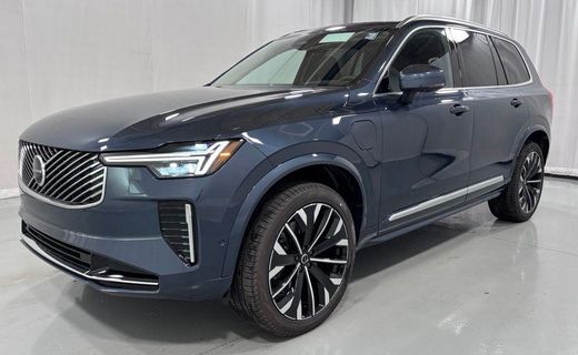 2026 Volvo XC90 Plus Bright