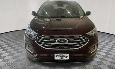 2020 Ford Edge SEL
