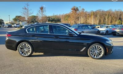 2023 BMW 530E Hybrid Plug