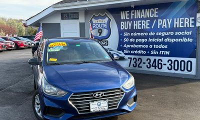 2019 Hyundai Accent SE AND SEL