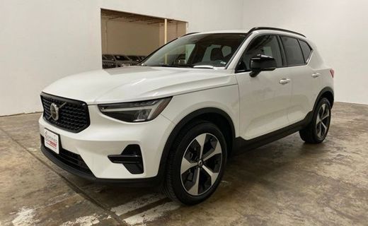 2024 Volvo XC40