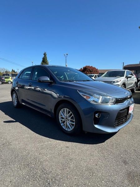 2018 Kia RIO — a typically priced live listing