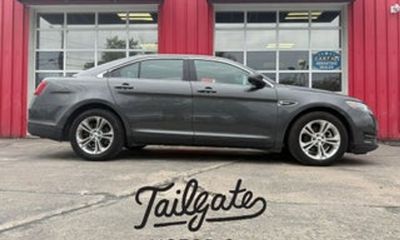 2018 Ford Taurus SEL