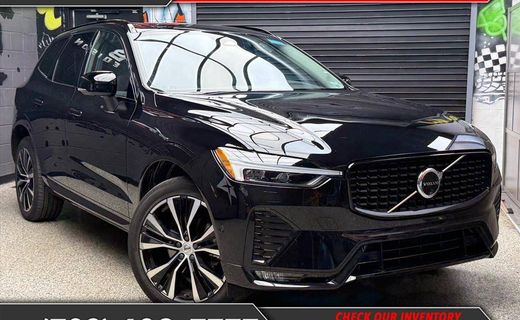 2024 Volvo XC60 Plus Dark