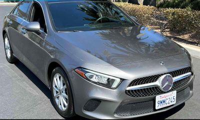 2019 Mercedes-Benz A-Class A220