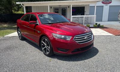 2015 Ford Taurus SEL