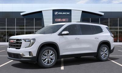 2025 GMC Acadia Elevation