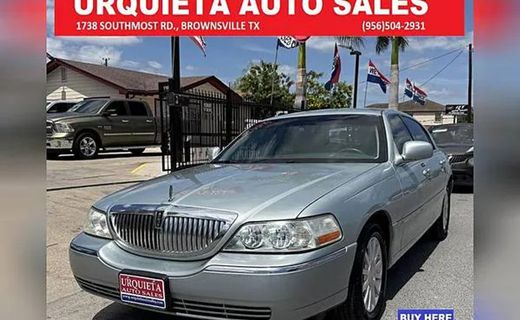 2007 Lincoln Town CAR Signature