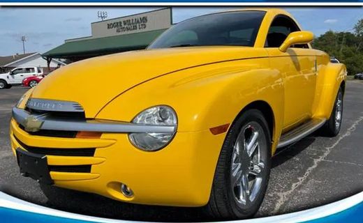 2004 Chevrolet SSR LS