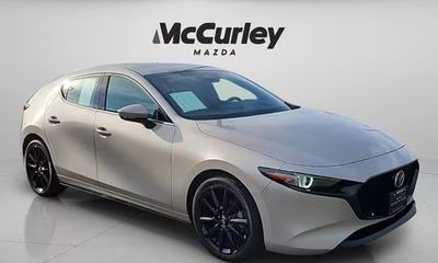 2024 Mazda MAZDA3 Premium Package