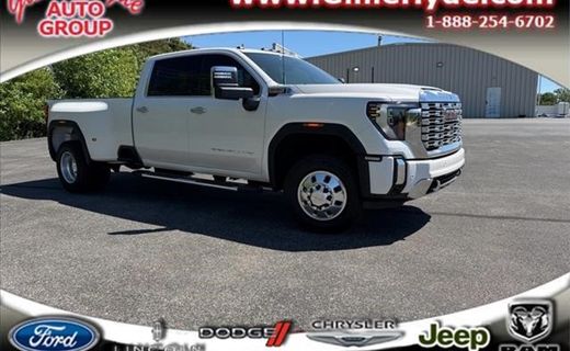 2025 GMC Sierra HD Denali